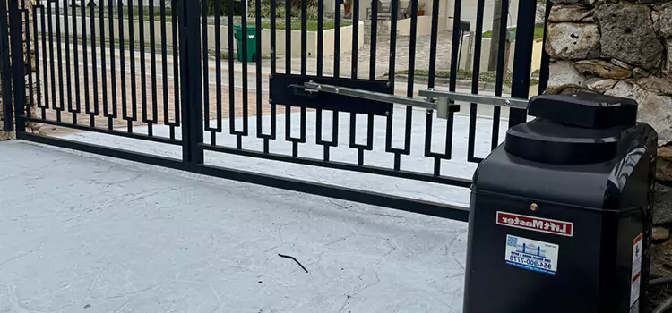 Seamless Installation and Support for Your New Gate in Bloomingdale, FL